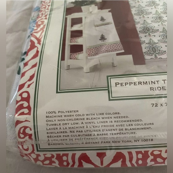 Dena Home PEPPERMINT TWIST Shower Curtain - New Open Bag 72"x72" Christmas - Picture 4 of 7